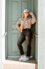 Load image into Gallery viewer, Fleece Cropped Zip Up Hoodie w/ Pockets