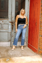 Load image into Gallery viewer, Eyelet Floral Cami