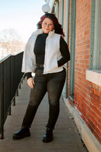 Load image into Gallery viewer, Puffer Vest
