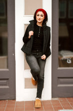 Load image into Gallery viewer, Puffer Vest
