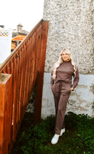 Load image into Gallery viewer, Mock Neck Pleated Drawstring Pants Set
