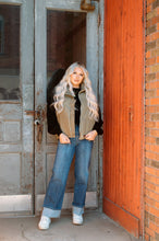 Load image into Gallery viewer, High Neck Puffer Vest
