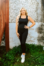 Load image into Gallery viewer, Square Neck Athleisure Built In Bra Tank
