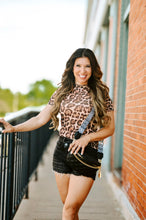 Load image into Gallery viewer, Retro Cheetah Print Short Sleeve Top
