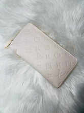 Load image into Gallery viewer, LV Monogram Zipped Bifold Long Wallet
