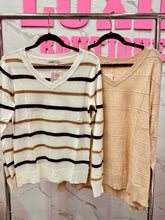 Load image into Gallery viewer, Long Sleeve Eyelet Top
