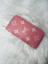 Load image into Gallery viewer, LV Monogram Zipped Bifold Long Wallet
