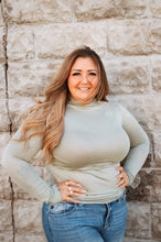 Load image into Gallery viewer, Mock Neck Layering Top
