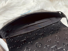 Load image into Gallery viewer, LV Deep Embossed Crossbody Bag
