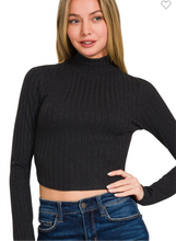 Load image into Gallery viewer, Ribbed Layering Crop Top
