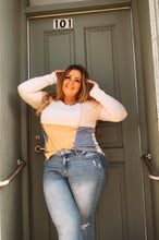 Load image into Gallery viewer, Color Block Long Sleeve Shirt
