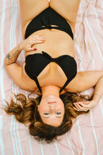 Load image into Gallery viewer, 2 Piece Halter Top Bikini Sandi
