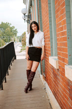 Load image into Gallery viewer, White Collar Sweater
