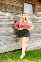 Load image into Gallery viewer, One Shoulder Long Sleeve

