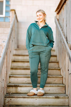 Load image into Gallery viewer, Scuba 1/2 Zip Sweatshirt and Jogger Set

