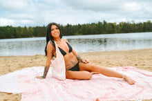 Load image into Gallery viewer, 2 Piece Chain Bikini Kaylee
