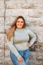 Load image into Gallery viewer, Mock Neck Layering Top
