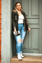 Load image into Gallery viewer, Zenana Medium Wash Distressed Skinny Jean Deven
