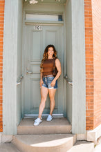 Load image into Gallery viewer, Sleeveless Off The Shoulder Top
