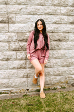 Load image into Gallery viewer, Long Sleeved Cloud Short Set
