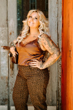 Load image into Gallery viewer, High Waist Barrel Jean
