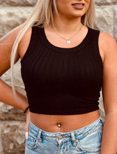 Load image into Gallery viewer, Ribbed Boat Neck Cropped Seamless Top
