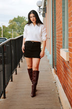 Load image into Gallery viewer, White Collar Sweater
