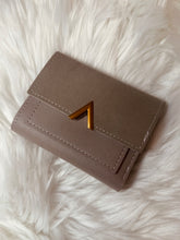 Load image into Gallery viewer, Gold Accent Tri Fold Wallet
