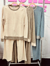 Load image into Gallery viewer, Ribbed Two Tone Lounge Set
