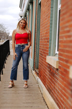 Load image into Gallery viewer, Eyelet Floral Cami

